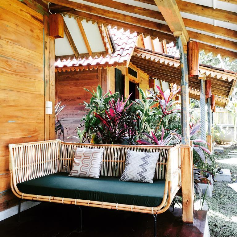 ホテルKayu Bali チャングー エクステリア 写真